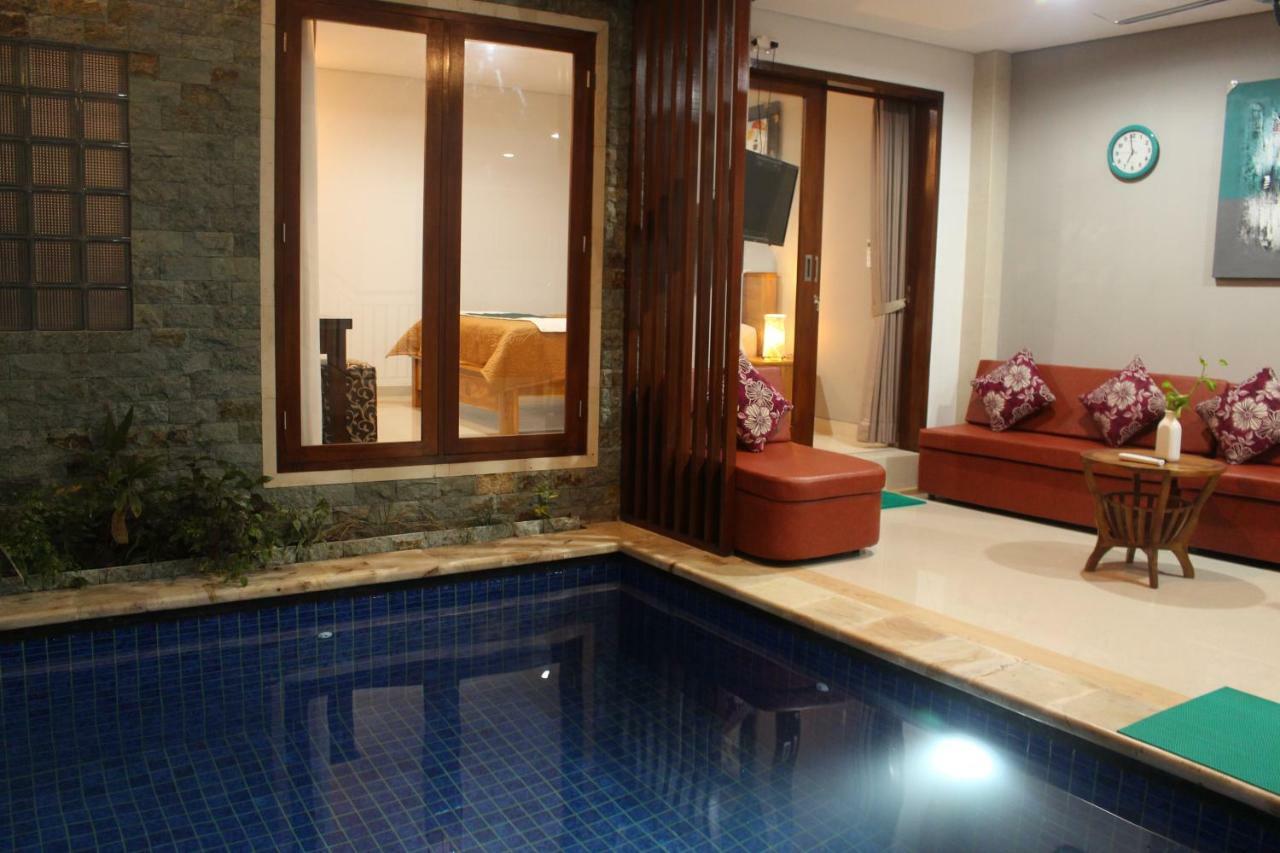 Family Villa Sanur Buitenkant foto
