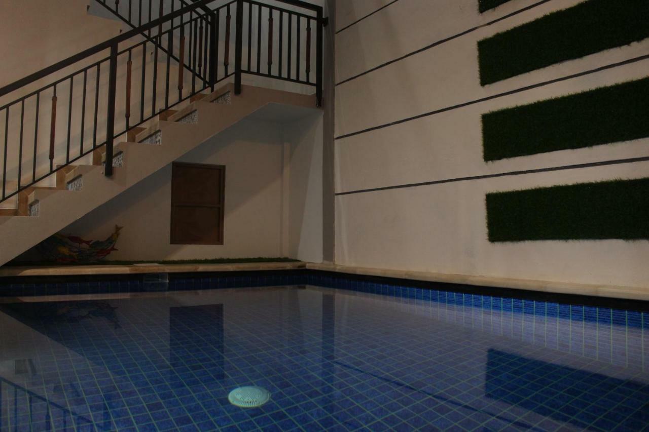Family Villa Sanur Buitenkant foto